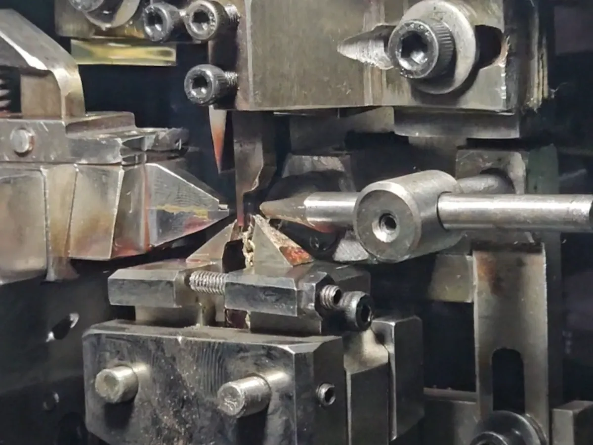 Rolo chain making machine — photo 4