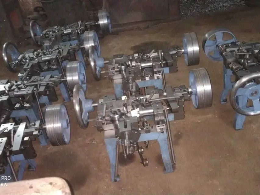 Crub chain makimg machine — photo 3