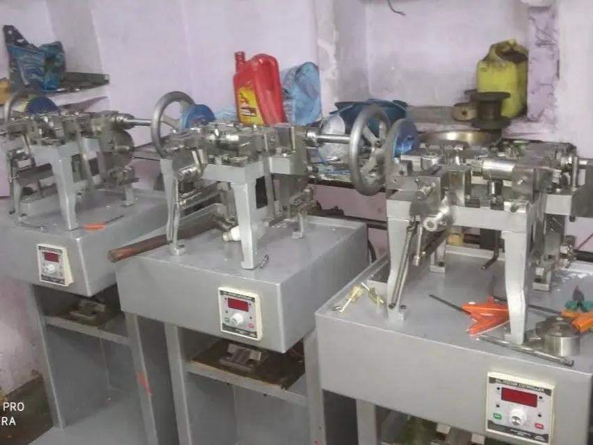 Crub chain makimg machine — photo 1